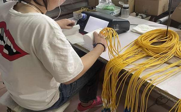 濮阳市网络工程中几种常用的光纤连接器