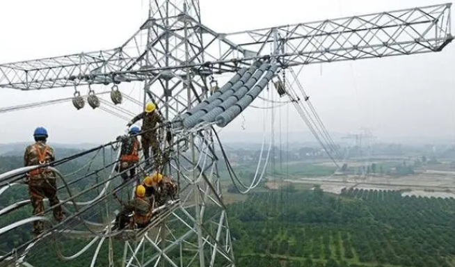 云林县光缆与电缆：欧孚光电厂家告诉你“光”与“电”的不同秘密